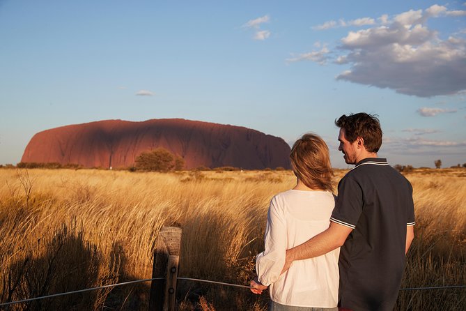 Uluru (Ayers Rock) Sunset + Outback Barbecue Dinner & Star Talk - What This Uluru Sunset, BBQ, and Star Talk Actually Gives You