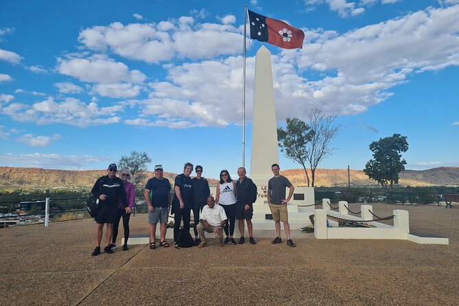 Uluru, Kata Tjuta and Kings Canyon Camping Safari from Alice Springs - Guides, Group Energy, and the Feeling of Being Taken Care Of