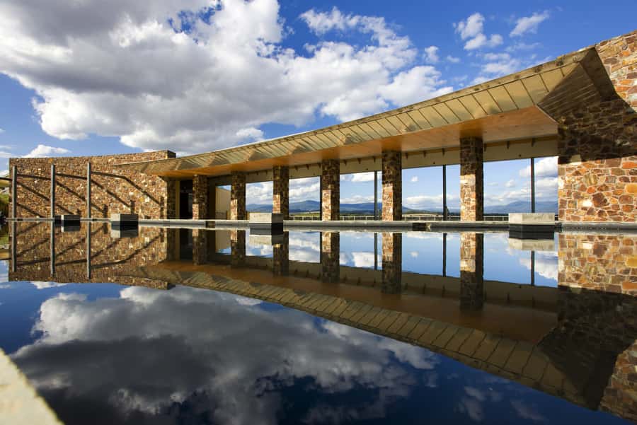 Yarra Valley: Winery Tour with Lunch at Yering Station - De Bortoli at Dixons Creek: an elegant wine and cheese start