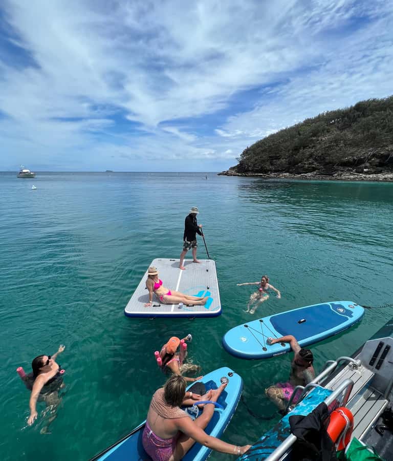 Yeppoon: Great Keppel Island Fast Boat Snorkel & Lunch Tour - The beach picnic lunch is the kind you actually look forward to